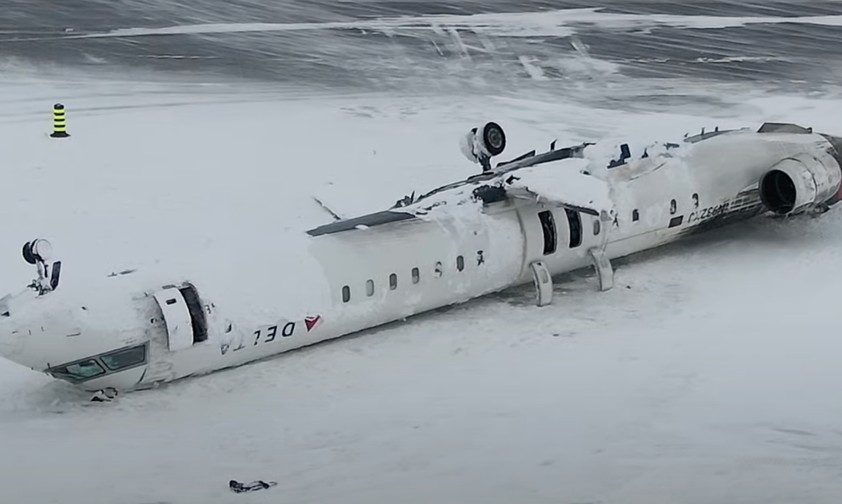 So sieht die verunglückte CRJ 900 aus der Luft aus