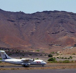 ATR 72-500 am Flughafen São Pedro: Schlechte Finanzlage.