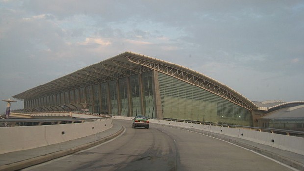 Platz 9 geht mit 13,7 Millionen Passagieren an Xi'an-Xianyang Airport, den größten in Nordwest-China. Fraport dürfte sich über das Wachstum von 10,6 Prozent freuen - die deutsche Flughafenbetreibergesellschaft ist an dem Airport beteiligt.