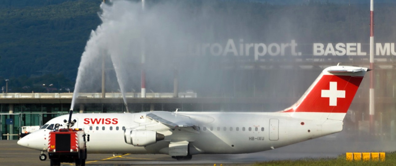 Der letzte Flug von Swiss verlässt Basel: LX486 vom 31. Mai 2015 nach London City.