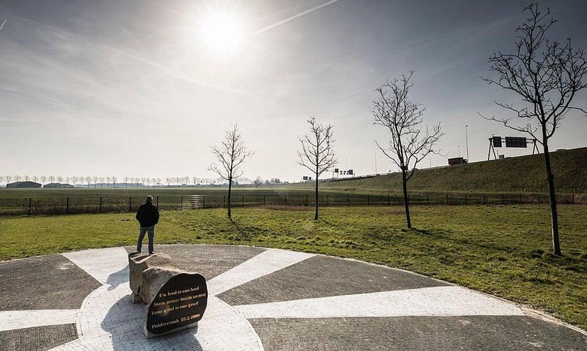Denkmal für die Opfer des Poldercrashs: Neun Menschen starben beim Unglück.