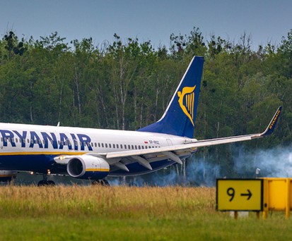 Flugzeug von Ryanair: Nicht nur Kürzungen in Deutschland.