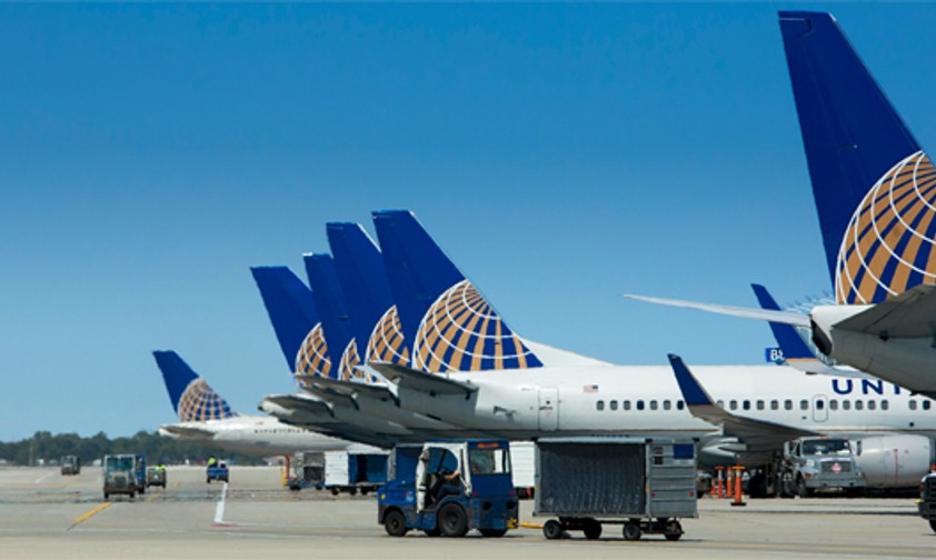 Flugzeuge von United Airlines: Es ist nicht das erste Mal, dass die Fluggesellschaft solche Probleme hat.