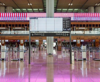 Haupthalle des BER-T1: Keine Eiskristalle, aber auch nicht wirklich gemütlich derzeit.