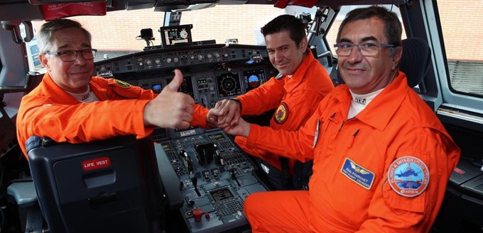 Mitglieder der Crew des Jubiläumsfluges.