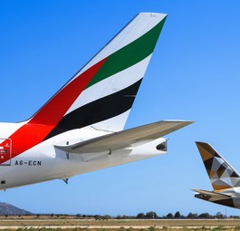 Flieger von Emirates und Etihad: Wohl keine Übernahme.