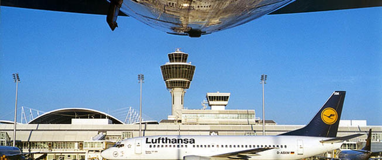 Lufthansa-Maschine am Flughafen München: Die Airline will das Drehkreuz verteidigen.