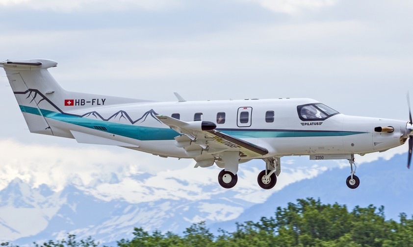 Pilatus schickt zeigt einen PC-12 auf der Ebace. In einer soliden Ausstattung kostet der Flieger 6,5 Millionen Dollar.
