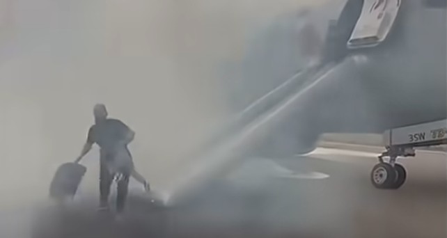 evakuierung flugzeug koffer