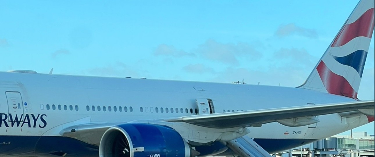 Boeing 777 von British Airways: Nun ist klar, was die Rutsche löste.