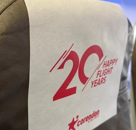 Kopfstützenbezug bei Corendon: Die Gruppe feiert ihr 20. Jubiläum.