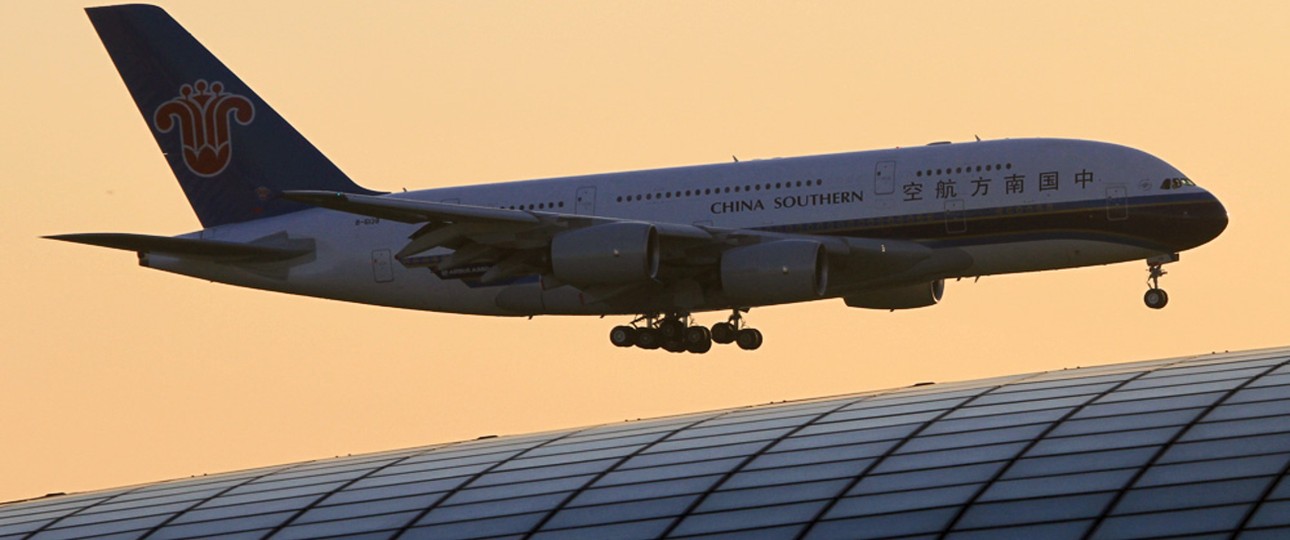 China Southerns A380 mit Kennzeichen B-6138: Sydney, Vancouver, Amsterdam.