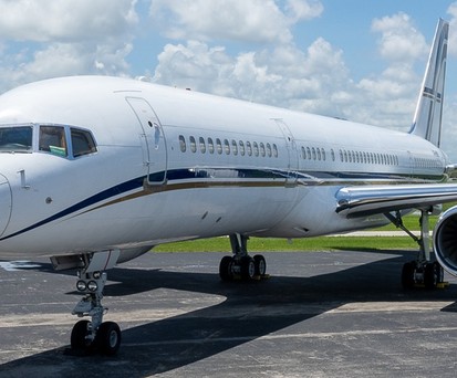 Die Boeing 757-200 mit dem Kennzeichen VP-BBE: Der Jet ...