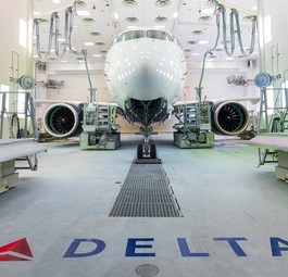 So sah der A220 im Lackierhangar aus.<i></i>