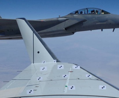 Nasa-Test- und Beobachterflugzeug: Hier werden die neuen Klappen getestet.