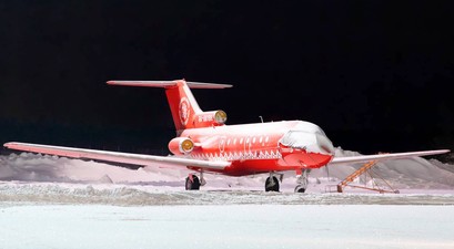 Yak-40 von Vologda Air: Das Flugzeug wurde von einem einstürzenden Dach getroffen.