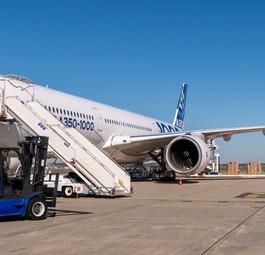 Airbus A350-1000: Auf ihm basiert der A350-Frachter.