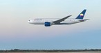 Flieger von Delta mit non-binärer Flagge: Die Airline stellt um.