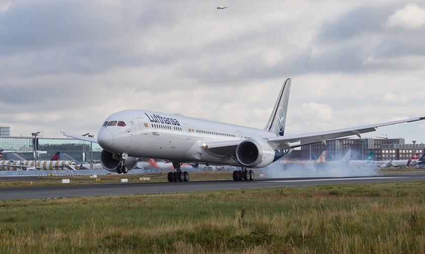 lufthansa erste boeing 787 mit allegris d abpf