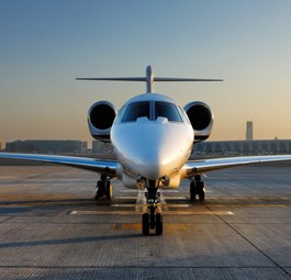 Cessna Citation am Flughafen Dubai: Viele versuchen mit Businessjets die Region zu verlassen.
