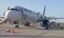 Der Airbus A321 Neo von Lufthansa bei der Evakuierung: Starker Geruch nach Kerosin.