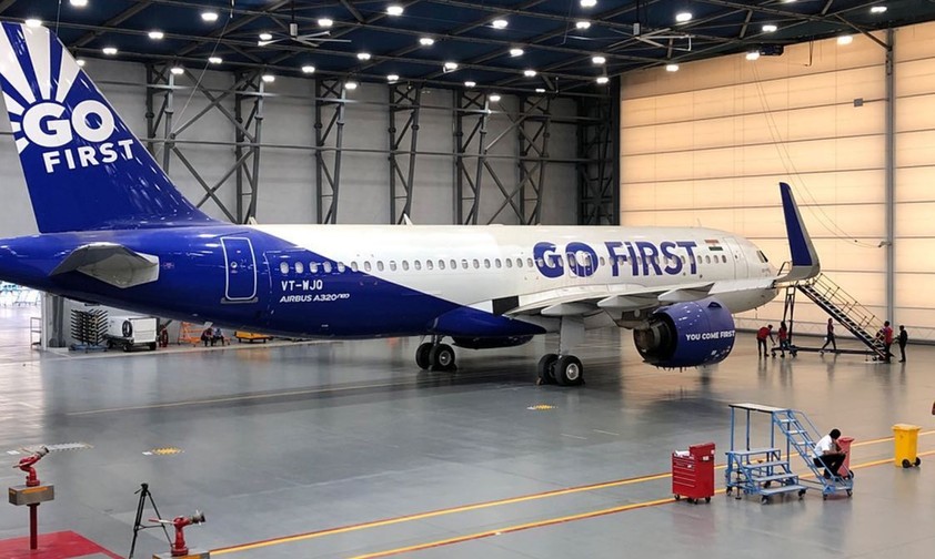 Ein Airbus A320 Neo von Go First im Hangar: Bei der Airline gehen auf mysteriöse Art und Weise Teile verloren.
