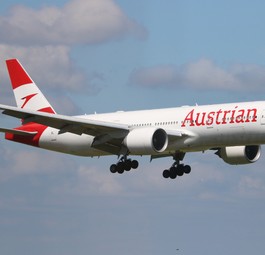 Wird vielleicht wieder zum reinen Passagierflugzeug: OE-LPA von Austrian Airlines.