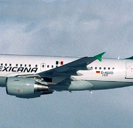 A318 im Jahr 2004 vor der Auslieferung an Mexicana: Die Flotte stand größtenteils aus Airbus-Fliegern.