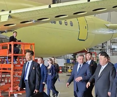 Kim Jong Un in der Fabrik in Komsomolsk am Amur: Interesse an neuen Flugzeuge.