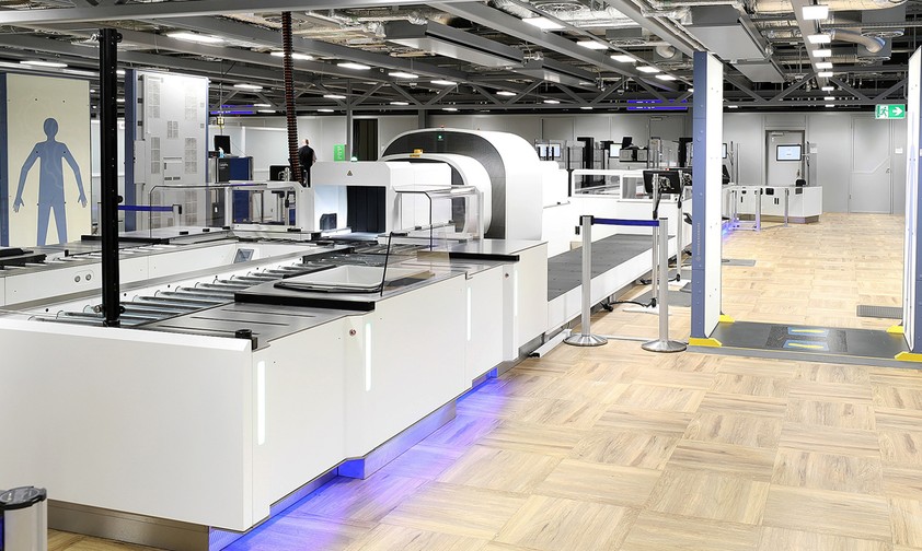 Moderne Sicherheitskontrolle am Flughafen Frankfurt: Am Donnerstag (7. März 2024) werden nur die Kontrollen im Transitbereich geöffnet sein.