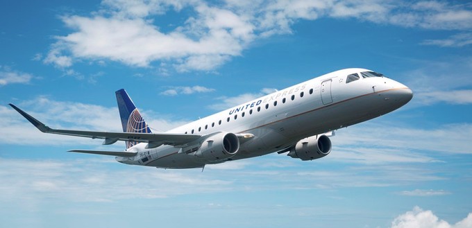 United Airlines bestellt 25 Embraer E175 und vier Boeing 787-9. Die E175 sollen 2019 geliefert werden, die 787-9 im Jahr 2020. Die 25 Embraer-Jets werden die gleiche Anzahl von Bombardier CRJ-700 ersetzen.