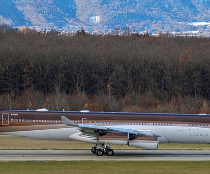 Der Airbus A340 von Alisher Burkhanovich Usmanov: Aktuell ohne Heimat.