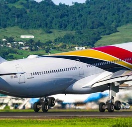 Airbus A330 von  Air Belgium: Die Airline sucht einen Käufer.