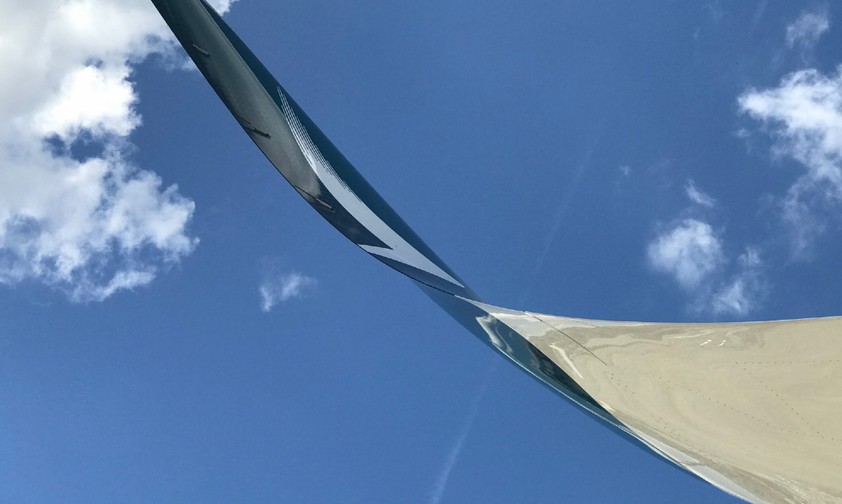 Winglet eines Airbus A350 von Cathay Pacific: Die Airline baut die Flotte aus.