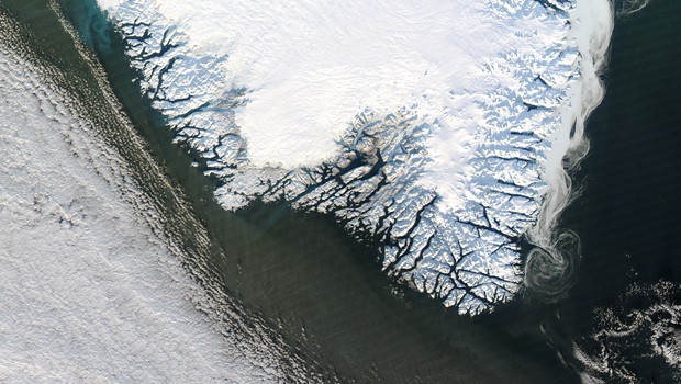 Moskau - Los Angeles: «Abwechslungsreich und faszinierend - über Finnland, Grönland, Alaska. Sattes Grün zwischen Hunderten von Seen, in denen sich der Himmel spiegelt, Flüsse ziehen durch schneebedeckte Gebirge, Eisschollen und ewiges Eis.»
