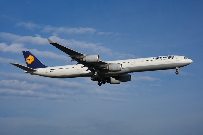 ... sondern auch für Planespotter und Luftfahrtbegeisterte verschwindet ein echter Hingucker.  