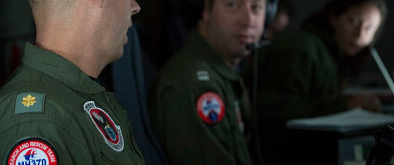 Amerikanische Soldaten bei der Suche nach MH370: Keine Spur trotz riesigem internationalem Effort.