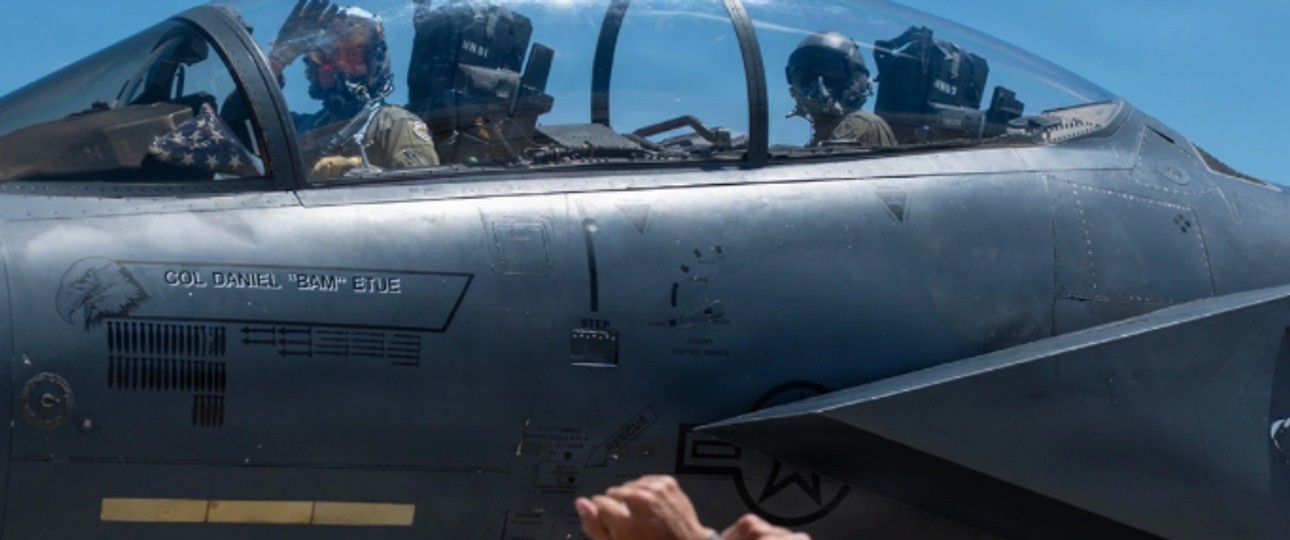 Kampfpilot und Waffenofizier einer McDonnell Douglas F-15 Strike Eagle: Höheres Risiko?