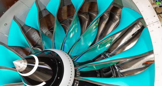 Der Ultrafan ist mit 356 Zentimetern Durchmesser das größte Triebwerk der Welt.