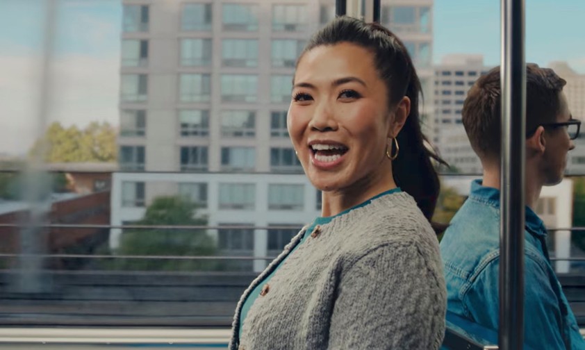 Zwei Mitarbeitende von Alaska Airlines: Teil des Sicherheitsvideos.