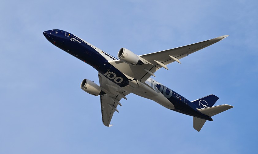 Airbus A350 von Lufthansa: Wer auf Langstrecken seinen automatisch zugewiesenen Sitzplatz tauschen möchte, muss bei Lufthansa Group künftig in vielen Tarifen bezahlen.