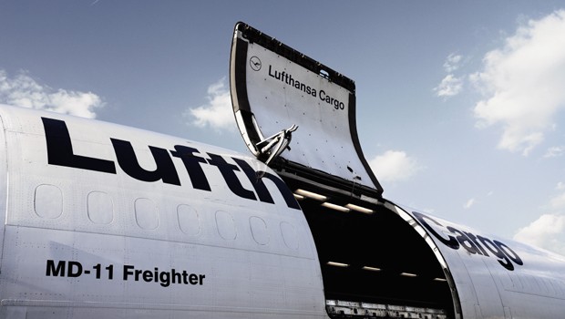 MD11 von Lufthansa Cargo beim Beladen: Retourkutsche aus Russland?