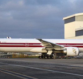 Boeing 777-300 ER mit dem Kennzeichen A7-BAC: Erinnert an früher.