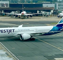 Dreamliner von Westjet in London-Gatwick: Weitere Boeing 787 will Westjet nicht mehr.