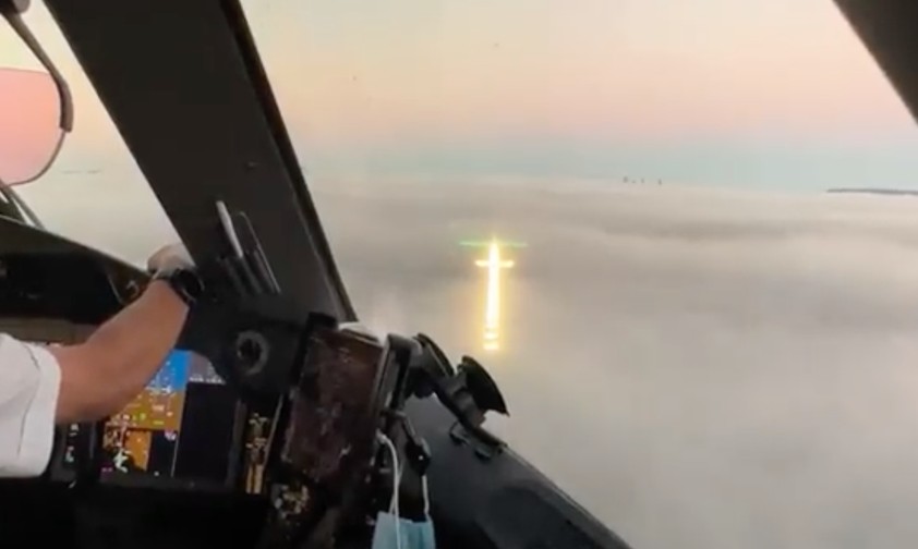 Piste in oder auf der Wolke? In Brisbane sah es so aus.