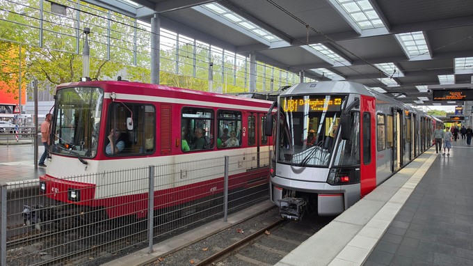 Auch die Messe Düsseldorf wird angebunden: In 7 Minuten mit der Linie U81.