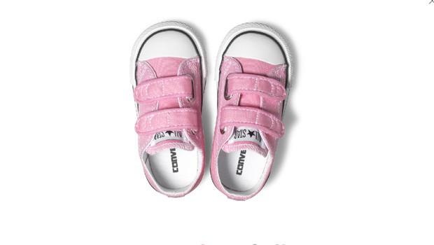 Ihre Schuhe müssen Kinder an amerikanischen Airports bald nicht mehr ausziehen.