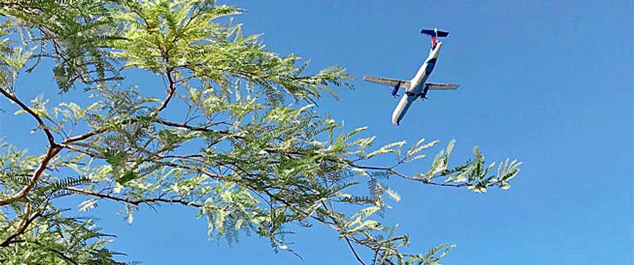 ATR von Israir im Landeanflug auf Eilat: Die Fluggesellschaft wechselt den Besitzer.