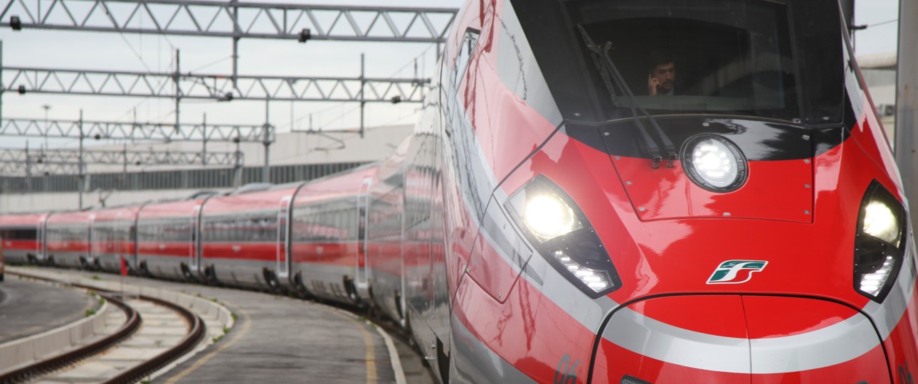 Zug der Ferrovie dello Stato: Alitalia und die Bahn werden zu einem Unternehmen.