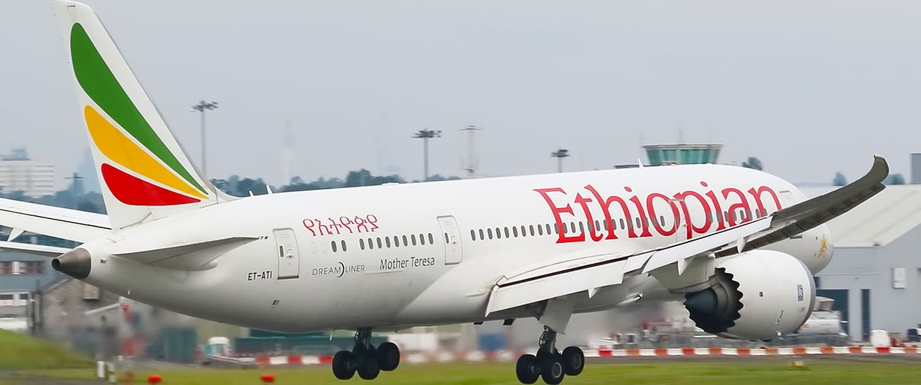 Boeing 787 benannt nach Mutter Teresa: Dieser Dreamliner von Ethiopian ist eines der Flugzeuge, denen Waffenlieferungen ins Kriegsgebiet vorgeworfen werden.